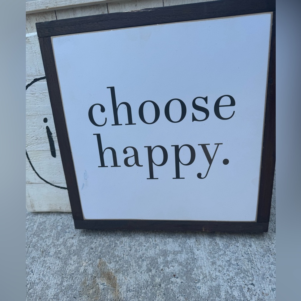 Choose Happy wall sign.